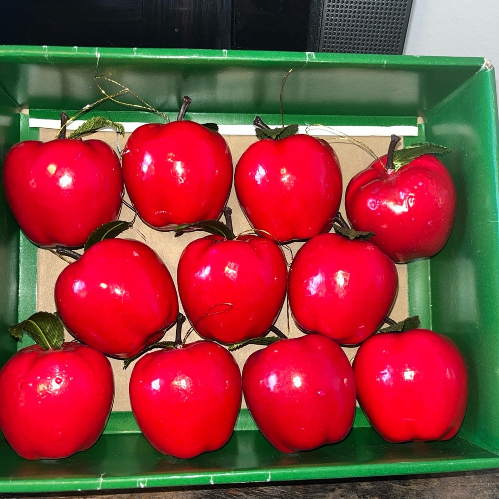 vintage apple tree ornaments for spring trees or decorations. - Picture 6 of 6